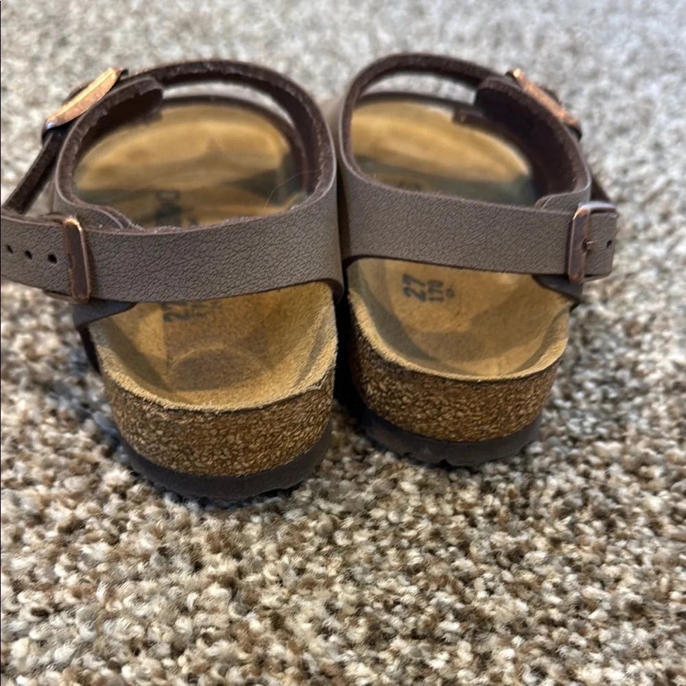 Kid’s Birkenstock Brown Sandals Classic Two-Strap Design - Picture 5 of 6